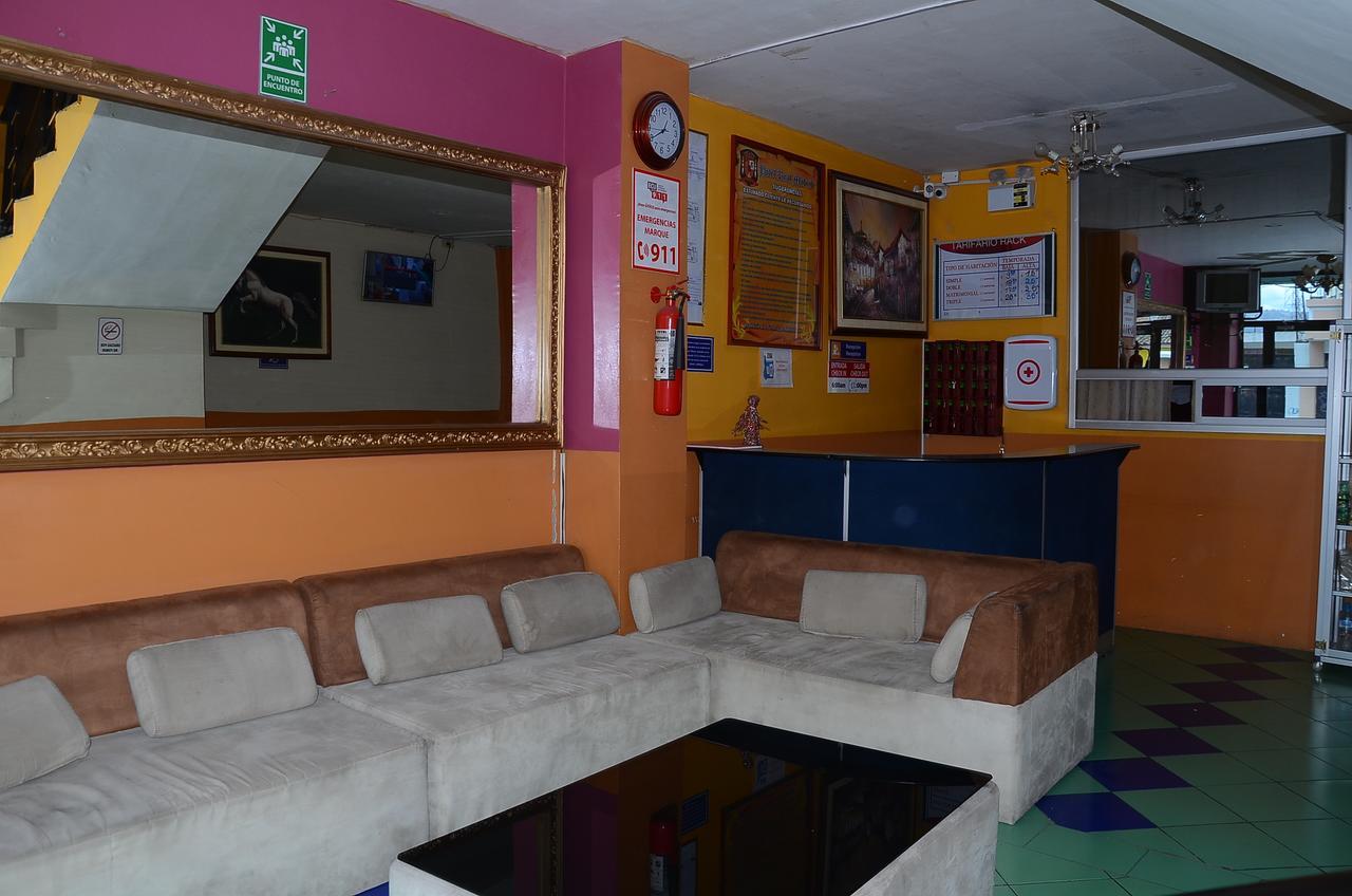 Hotel Real Madrid Riobamba Exterior foto