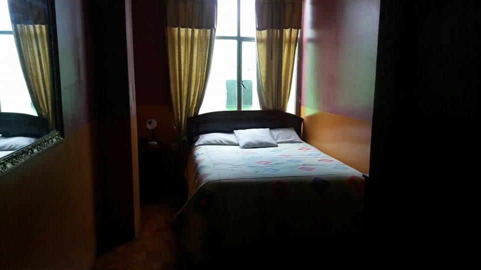 Hotel Real Madrid Riobamba Exterior foto
